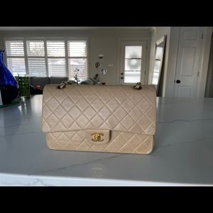 Chanel beige lambskin medium vintage double flap